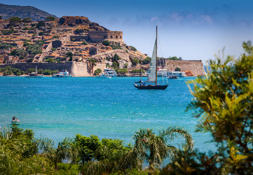 Reserve a quick taxi to Agios Nikolaos